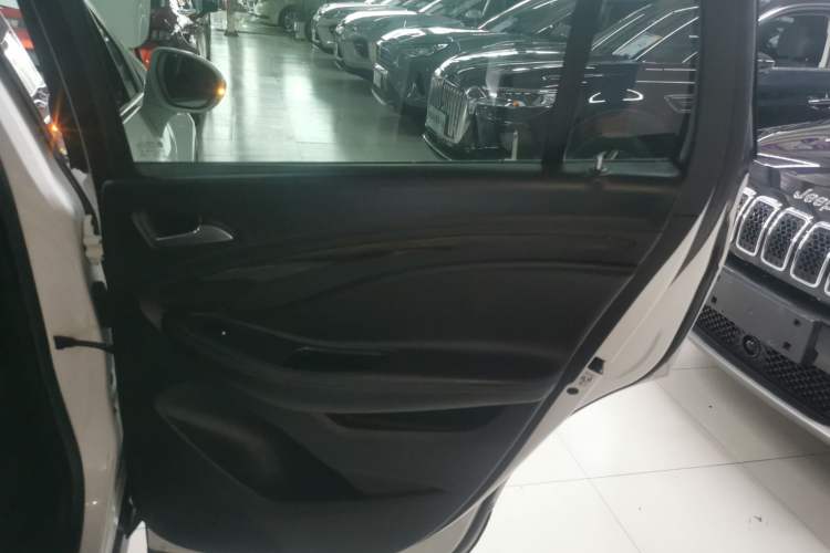 Used Buick Envision 2020 20T Two-Wheel Drive Leading Version
