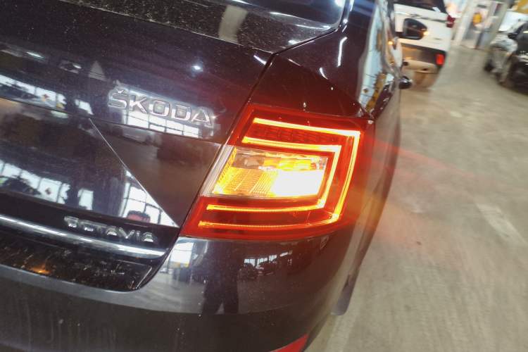 Used Skoda Octavia 2015 1.6L Automatic Yijun Edition