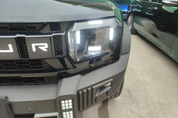 Used JETOUR Traveler 2023 2.0T All-Wheel-Drive CrossPRO
