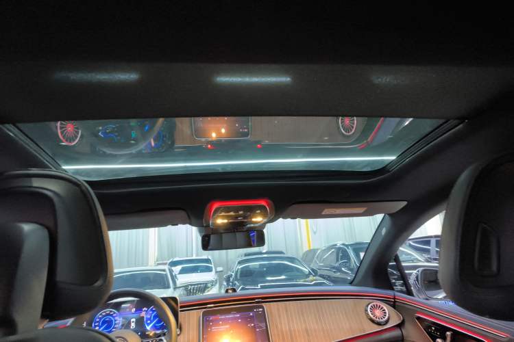 Used Mercedes-Benz EQE 2022 350 Pioneer Edition
