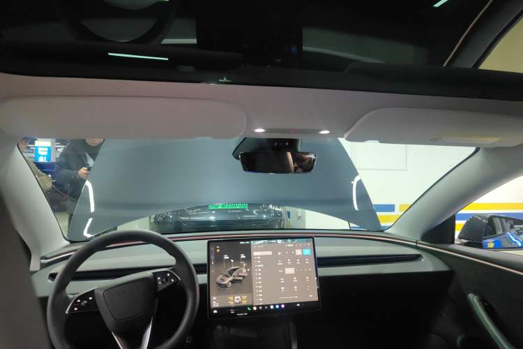 Used Tesla Model 3 2023 Long-Range All-Wheel-Drive Version
