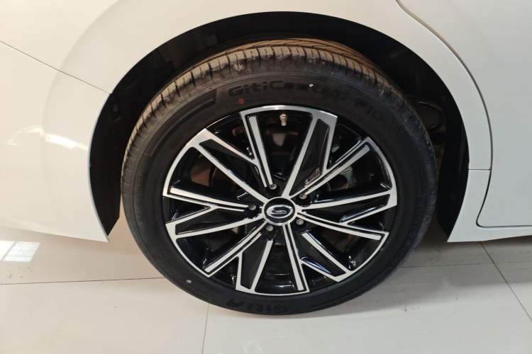 Used GAC Trumpchi Trumpchi E8 2024 Honor Series 2.0L Honor Edition