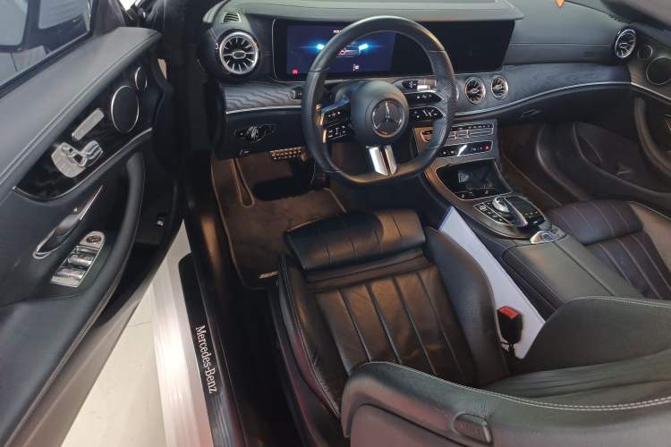 Used Mercedes-Benz E-Class 2021 E 260 Convertible Coupe
