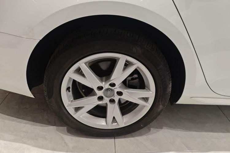 Used Audi A4L 2018 30th Anniversary Edition 40 TFSI Trendy Model
