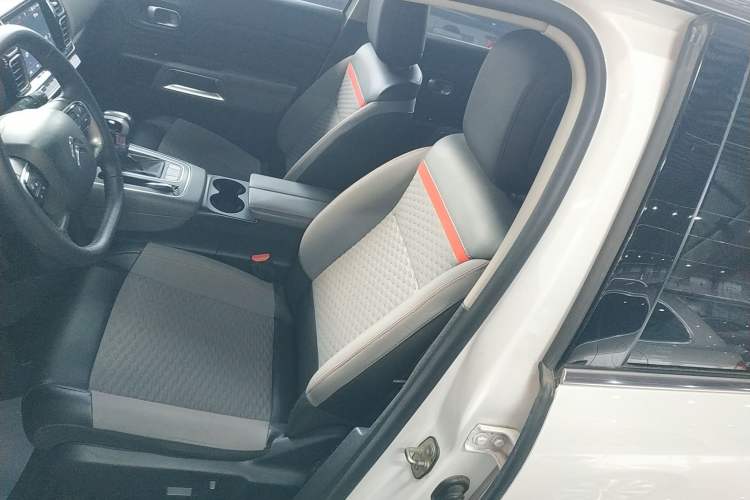 Used Citroen C5 AIRCROSS 2019 350THP Enjoyment Model China V Standard
