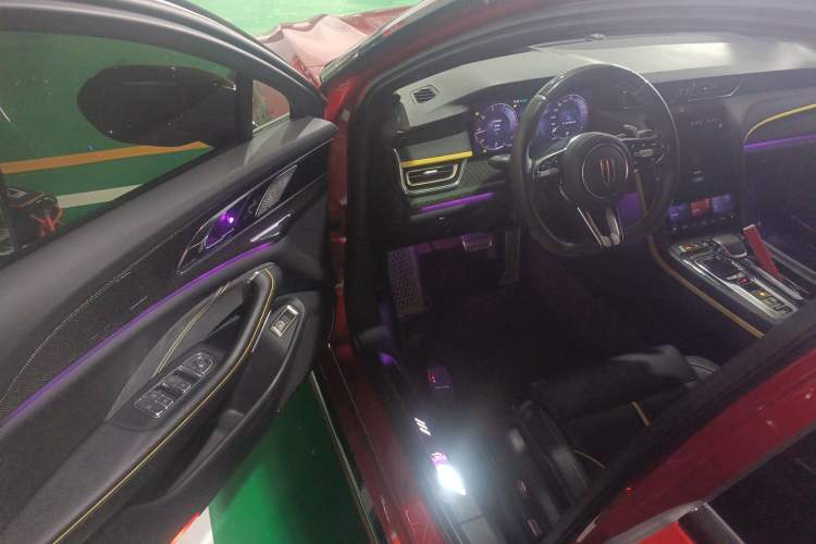 Used Hongqi H6 2023 2.0T ZhiZhen Edition
