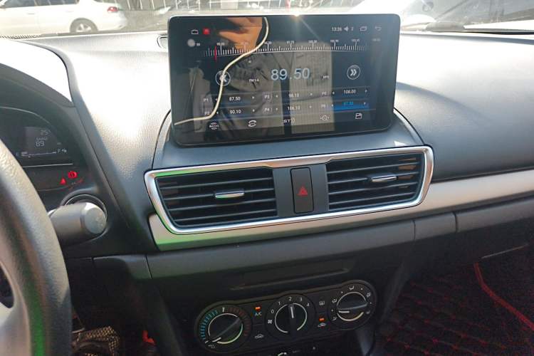 Used Mazda Mazda 3 Axela 2016 Sedan 1.5L Automatic Comfort Model
