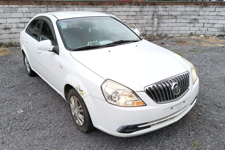 Used Buick Excelle 2015 1.5L Automatic Classic Model
