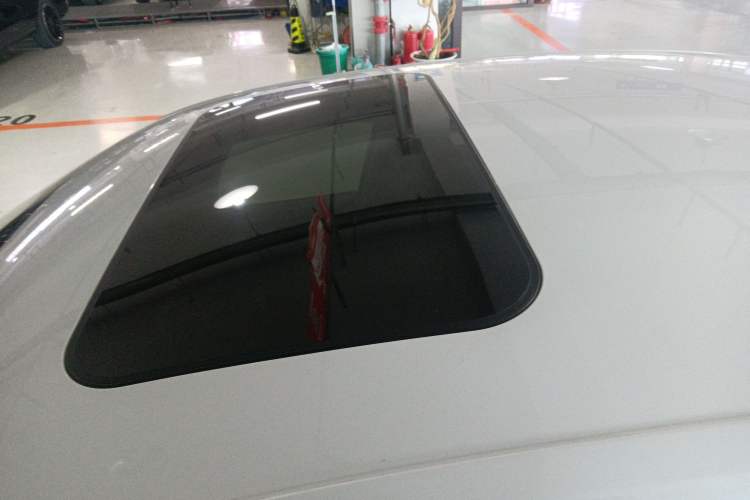 Used Volkswagen Sagitar 2015 230TSI Automatic Comfort Version
