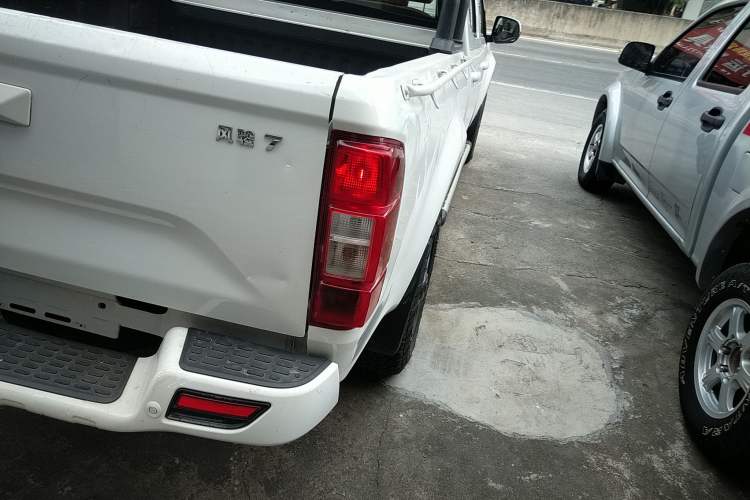 Used Great Wall Wingle 7 2022 2.0T Diesel Two-Wheel Drive Practical Version Big Double Cab GW4D20M
