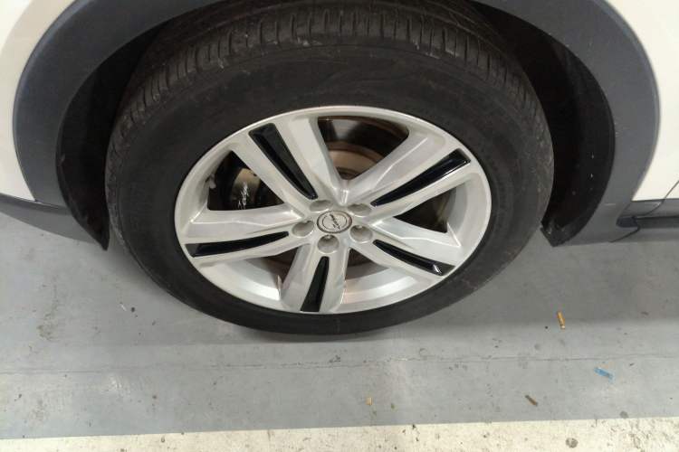 Used Zotye T700 2017 1.8T Dual-Clutch Flagship Model
