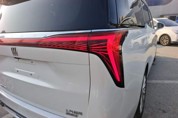 Used Buick Century 2023 2.0T Six-Seater Yinshi Edition