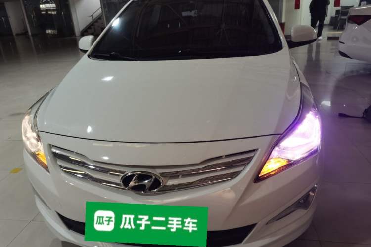 Used Hyundai Verna Ray 2014 1.4L Automatic GLX
