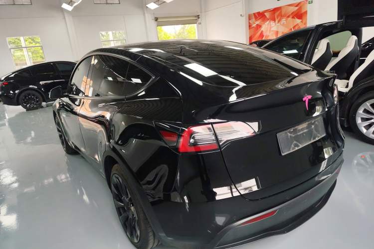 Used Tesla Model Y 2021 Standard Range Rear-Wheel Drive Version