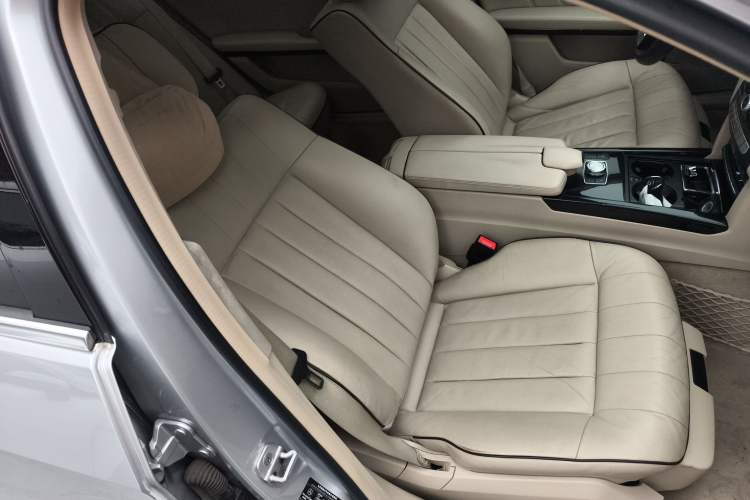 Used Mercedes-Benz E-Class 2015 E 260 L Sport Luxury Model