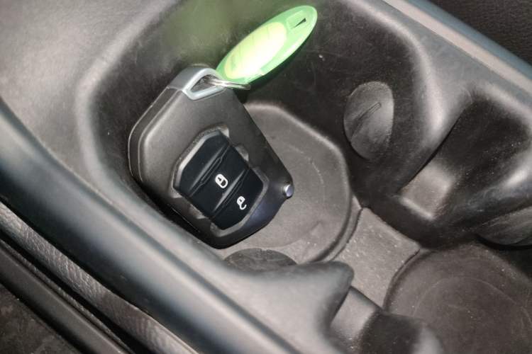 Used  Gladiator 2022 3.6L Pioneer Edition
