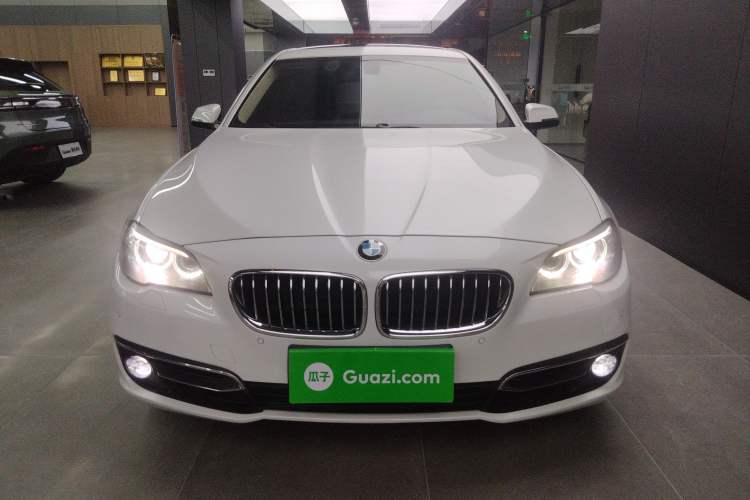 Used BMW 5 Series 2014 525Li Luxury Design Package
