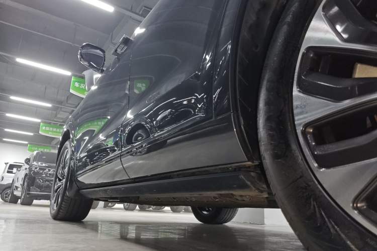 Used Hima AITO M7 2024 1.5T Rear-Drive Plus Version 6 Seats
