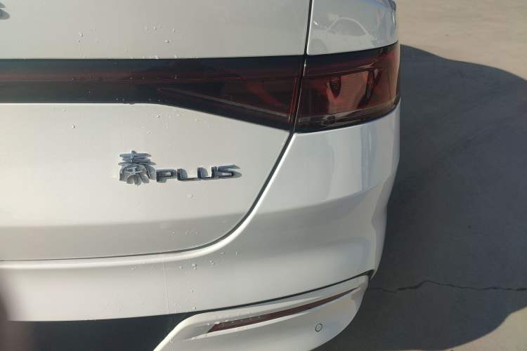 Used BYD Qin PLUS 2021 DM-i 55KM Flagship Model
