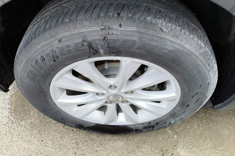 Used Buick Envision 2017 28T Four-Wheel Drive Elite Model