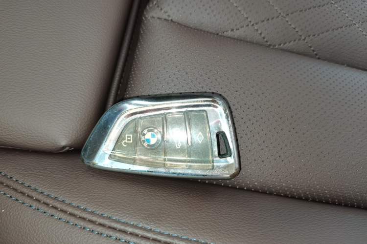 Used BMW iX3 2022 Updated Leading Version
