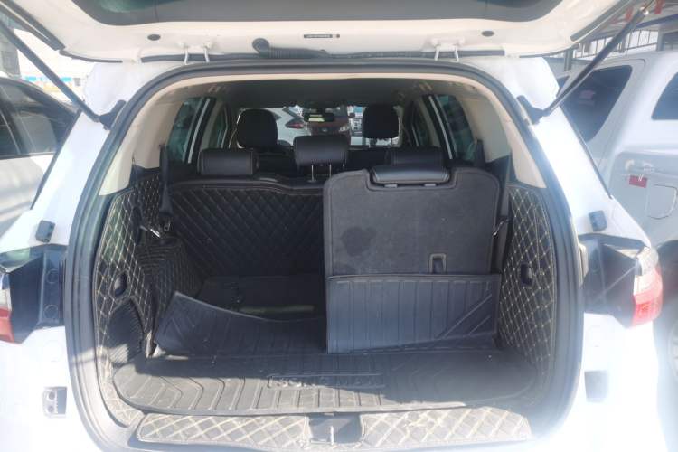 Used BYD Song MAX 2017 1.5T Manual Smart Connect Luxury 7-Seater