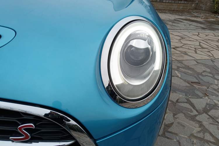 Used  MINI 2015 2.0T COOPER S Five-Door Edition
