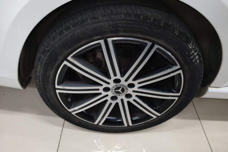 Used Mercedes-Benz V-Class 2021 V 260 L Long-wheelbase Luxury Edition
