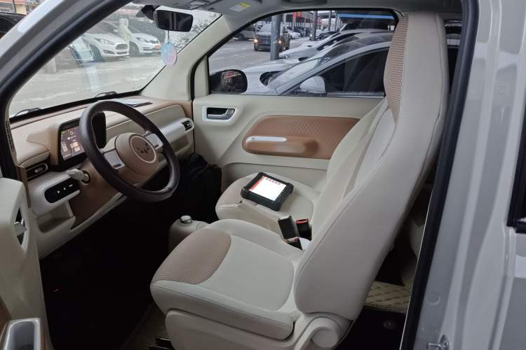 Used Wuling Hongguang MINIEV 2024 3rd Generation 215km Youth Edition
