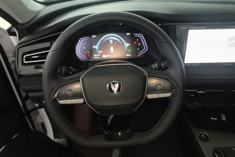 Used Changan X7 PLUS 2024 1.5T Automatic Prestige 7-Seater