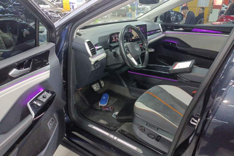 Used Volkswagen ID.6 CROZZ 2022 Long-Range PRO Edition
