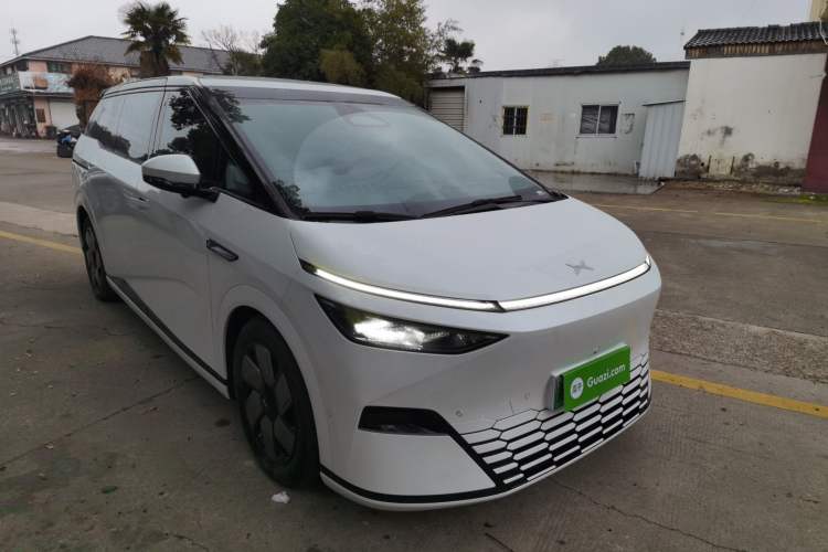 Used XPeng X9 2024 702 Ultra-Long Range Max