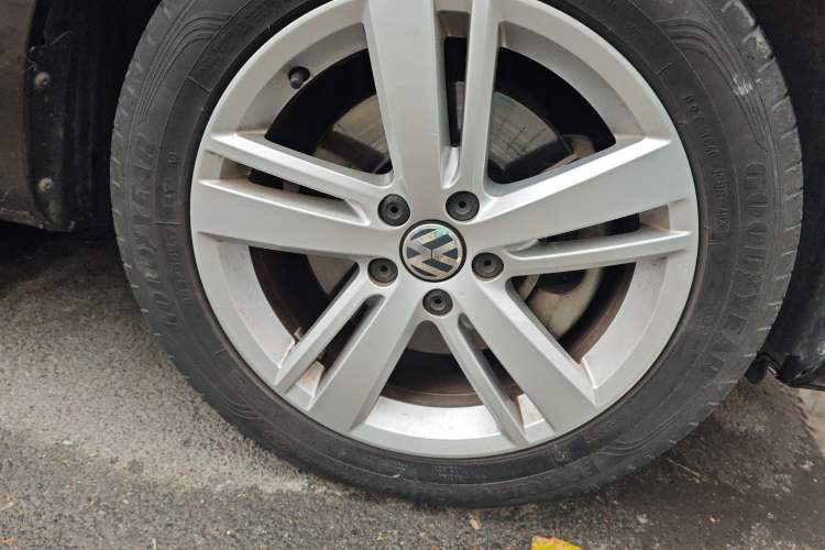 Used Volkswagen Sharan 2018 380TSI Comfort Edition 7-Seater