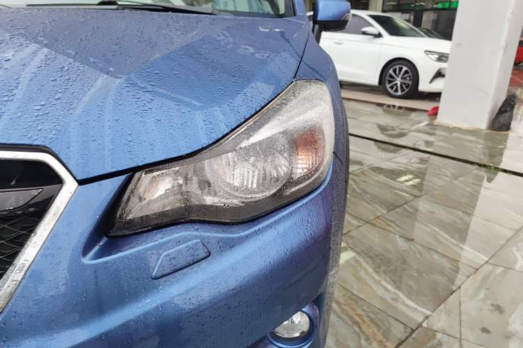 Used Subaru XV 2014 2.0i Luxury Edition
