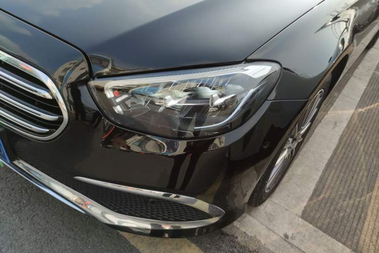 Used Mercedes-Benz E-Class 2023 Facelift E 260 L