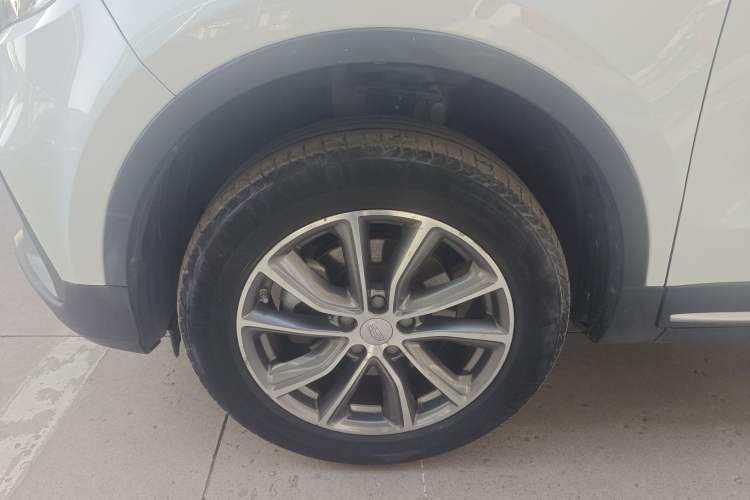 Used Geely Auto Emgrand X7 Sport 2018 1.8TD Automatic Two-Wheel Drive Smart Connect 4G Internet Edition