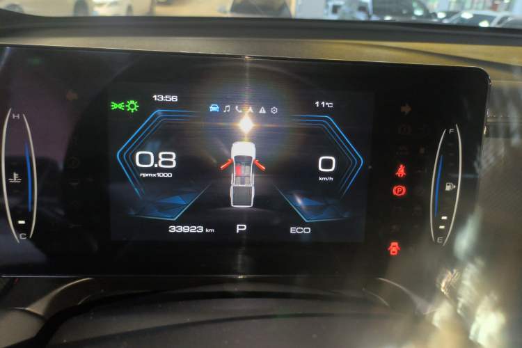 Used Great Wall Poer 2023 2.0T Passenger Version Automatic Diesel 4x4 Comfort Trim – GW4D20M