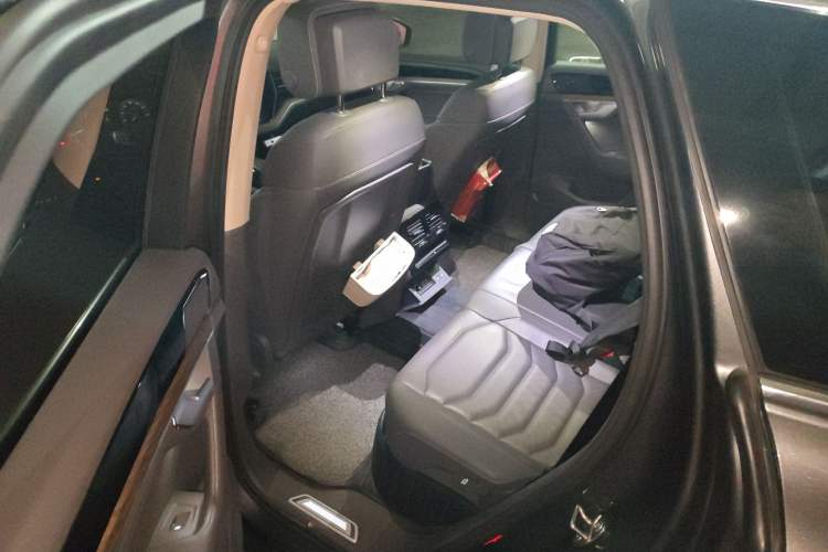 Used Volkswagen Touareg 2019 2.0 TSI Ruiyi Edition China V Standard
