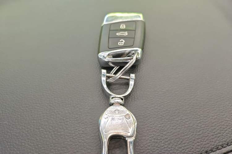 Used Volkswagen FAW-Volkswagen CC 2023 380TSI Striking Edition
