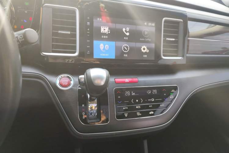 Used Honda Elysion 2016 2.4L Luxury Edition