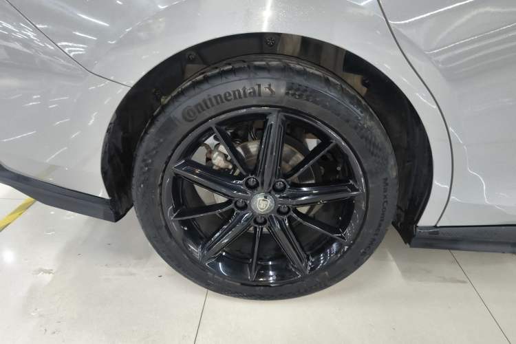 Used Changan UNI-V 2022 1.5T Prestige Version