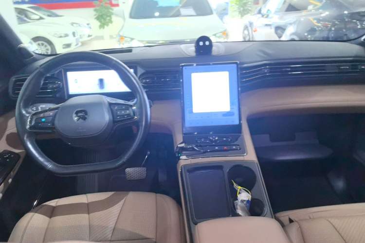 Used Nio ES8 2020 415 km Signature Edition 6-Seater Version
