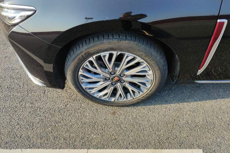 Used Hongqi H5 2023 2.0T Automatic Smart Connect Flagship Edition
