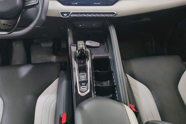 Used Geely Auto Coolray 2022 Bin Yue COOL 1.5TD DCT Hot Engine Edition