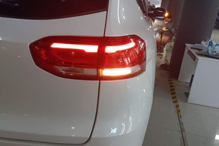 Used Haval H6 2017 Red-Label 1.5T Automatic Two-Wheel Drive Smart Edition