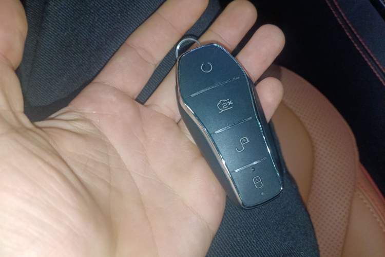 Used BYD Han 2022 DM-i 121KM Luxury Model