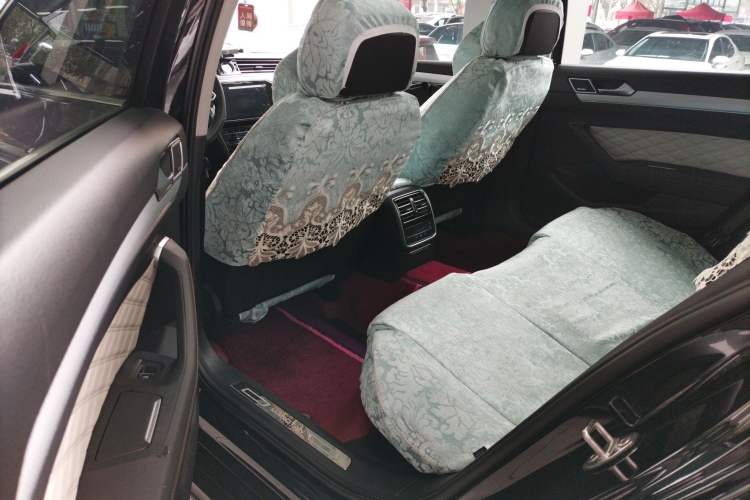 Used Volkswagen Magotan 2023 2 Million Units Commemorative Edition 330TSI DSG Luxury Version