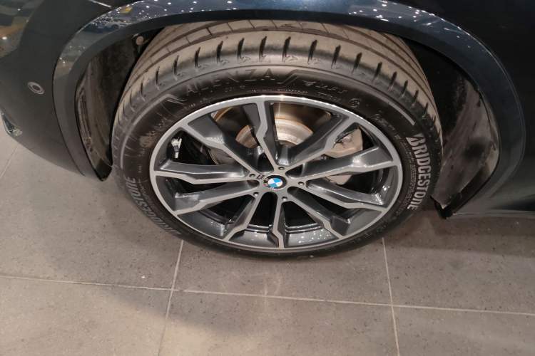 Used BMW X3 2022 Second Facelift xDrive30i Leading Edition M Night Sky Package
