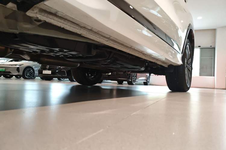 Used Changan CS75 PLUS 2024 3rd Generation Champion Edition 2.0T Intelligent Drive Performance Model
