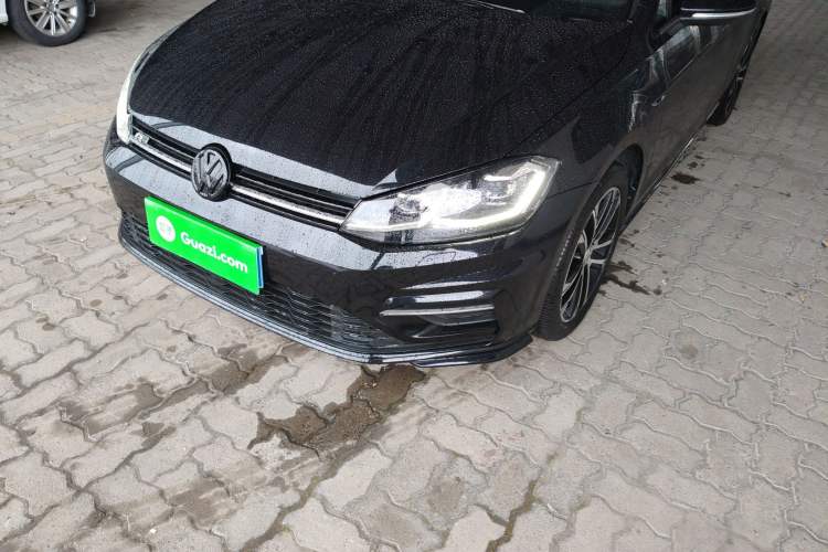 Used Volkswagen Golf 2018 280TSI Automatic R-Line Model
